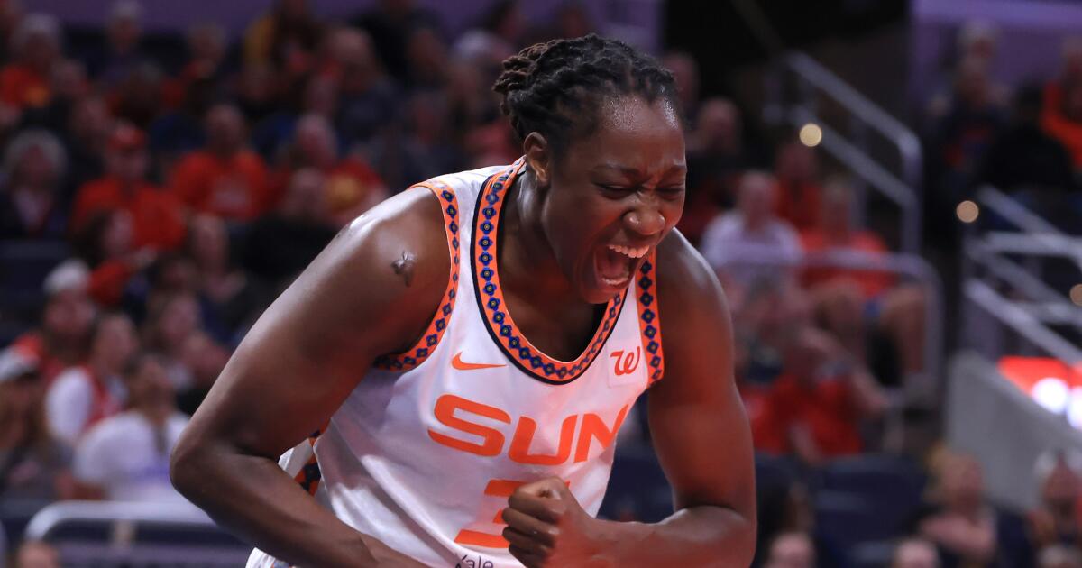 Η πρώην MVP του WNBA, Tina Charles, αποσύρεται μετά από