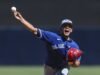 Ο Blue Jays RHP Jose Berrios υποβάλλεται σε χειρουργική επέμβαση για κάταγμα αγκώνα