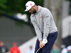 Ο Jon Rahm εξηγεί τη συγγνώμη του στον θαυμαστή του στην έβδομη τρύπα του Πρωταθλήματος PGA