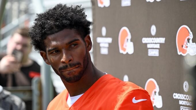 Ο Todd Monken κάνει μια ενδιαφέρουσα αξιολόγηση του Shedeur Sanders