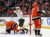 Οι Golden Knights εξαλείφουν το Ducks στο Game 6 μετά το μπαράζ της πρώτης περιόδου